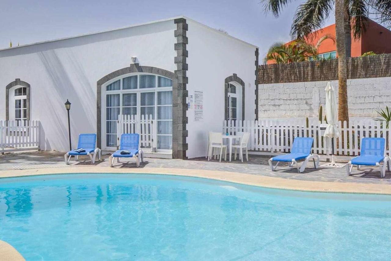 Nora Beach House 4 Коральео Экстерьер фото